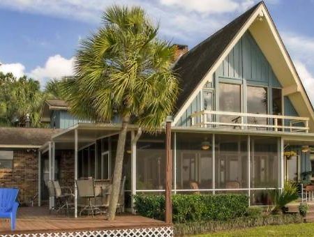 Hampton Lake Bed And Breakfast Starke Bagian luar foto